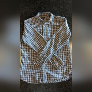 GAP button down!